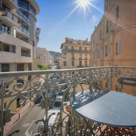 公寓 Superb Flat With 2 Bedrooms Near Palais Croisette 3p2 戛纳