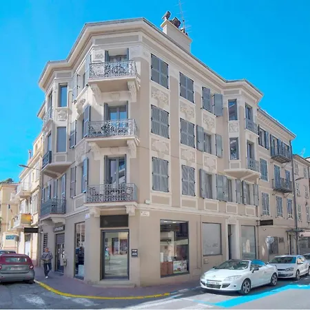 Superb Flat With 2 Bedrooms Near Palais Croisette 3p2 公寓